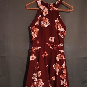 B. Smart Backless Floral Dress in Deep Red